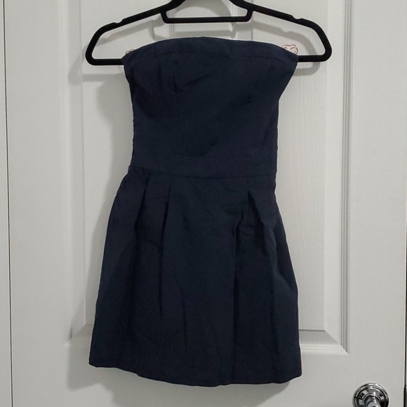 Gilly Sleeveless Dress
